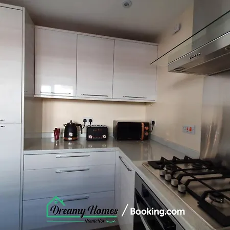Beach Braunton Spacious 3 Bed House By Dreamy Homes Short Lets & Serviced Accommodation Free Parking Exterior photo